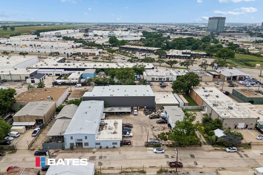 More Photos Of 4819 Vicksburg St, Dallas Showroom For Sale