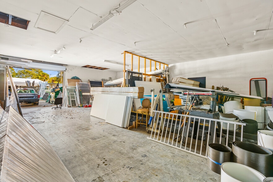 More Photos Of 6695 US 1, Vero Beach Auto Repair For Sale