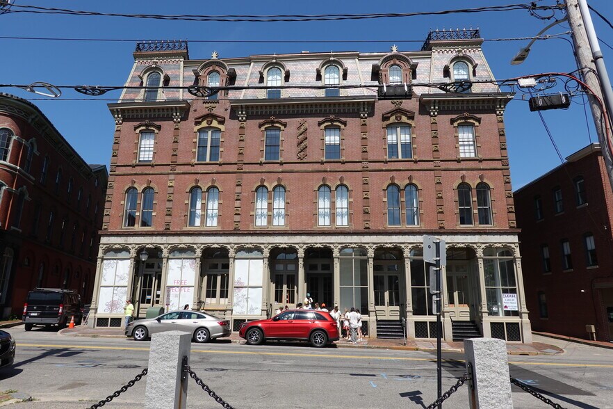 More Photos Of 119-123 Middle St, Portland Office For Lease