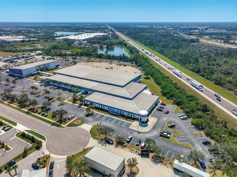 More Photos Of 201 Triple Diamond Blvd, North Venice Warehouse For Lease
