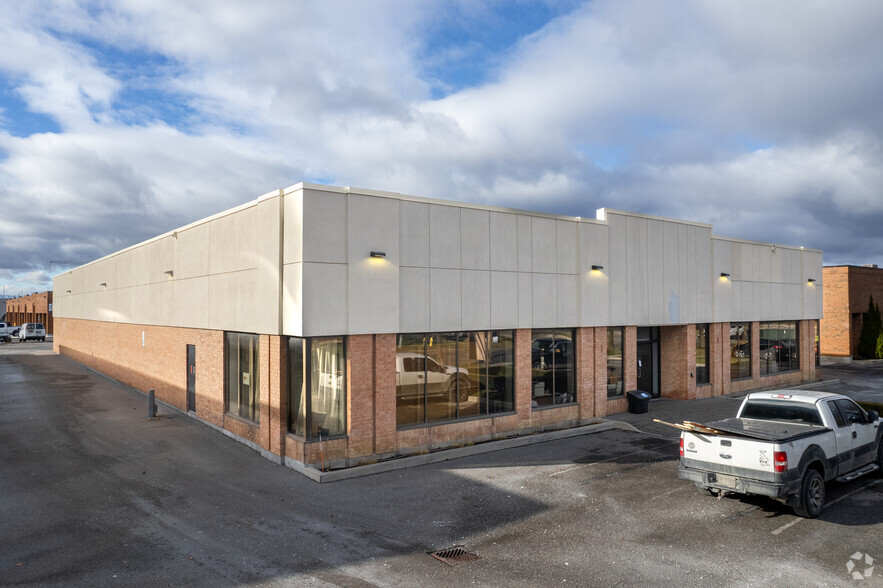 Primary Photo Of 76 Buttermill Ave, Vaughan Warehouse For Lease