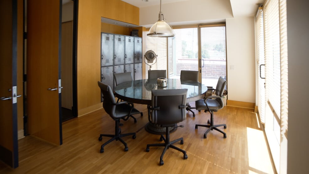 More Photos Of 8840 Wilshire Blvd, Beverly Hills Office For Lease