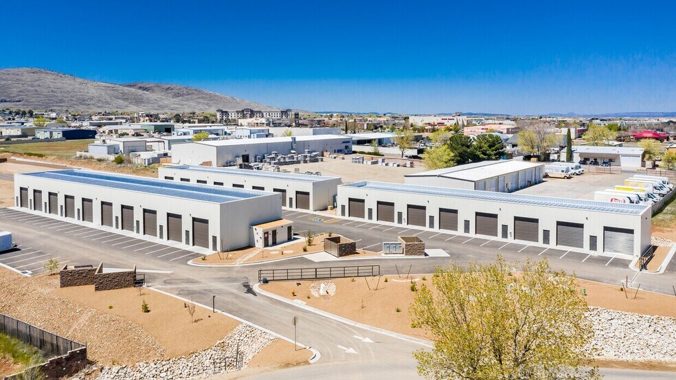 More Photos Of 2700 N Lake Valley Rd, Prescott Valley Light Manufacturing For Lease