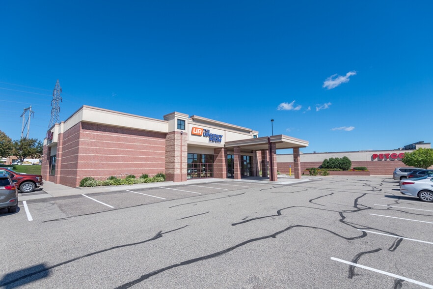 More Photos Of 7100-7200 Valley Creek Plz, Woodbury Unknown For Lease