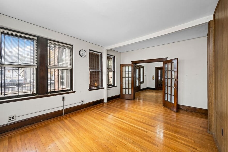 More Photos Of , Staten Island Specialty For Sale