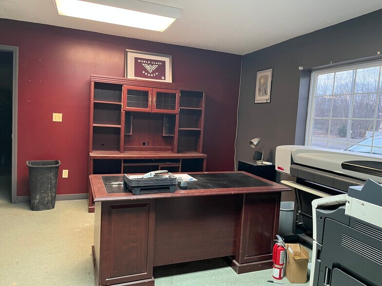 More Photos Of 72 Satellite Ln, Calvert City Industrial For Sale
