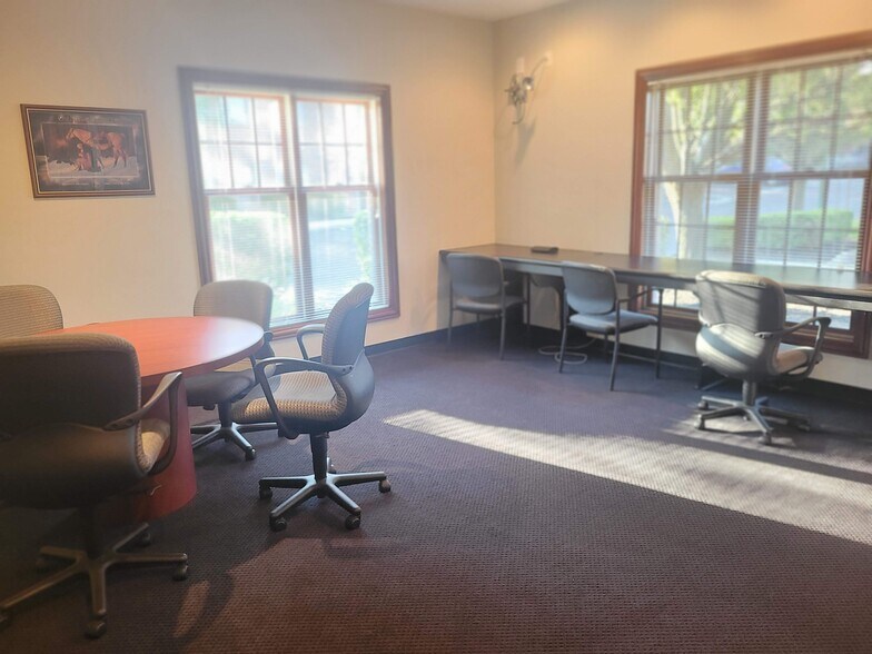 More Photos Of 116 County Line Rd W, Westerville Loft Creative Space For Lease