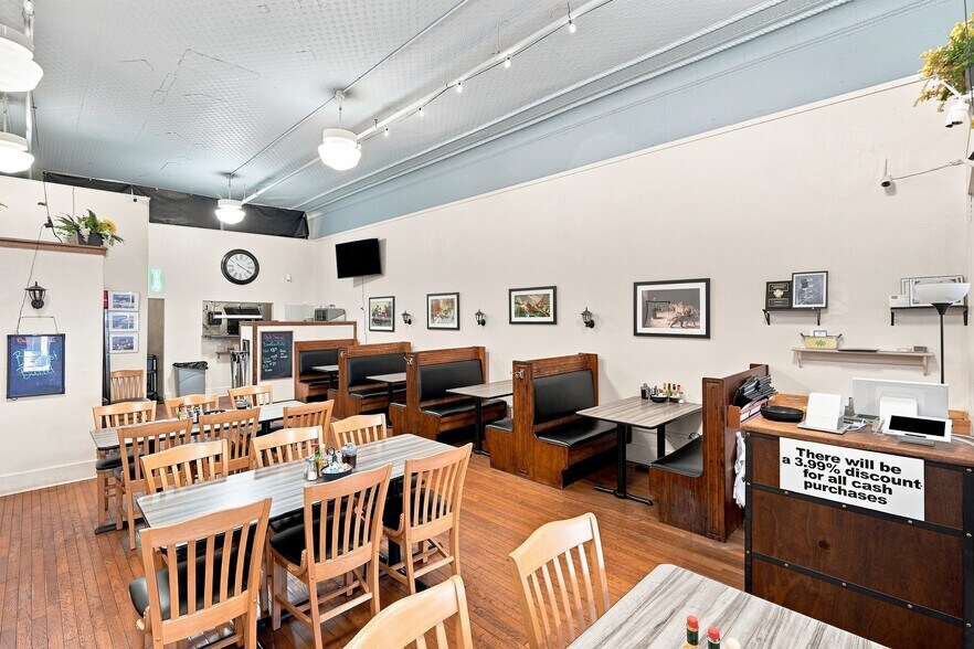 More Photos Of 604 N Main St, Spearfish General Retail For Sale