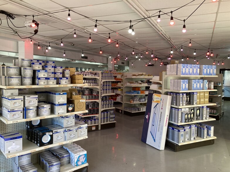 More Photos Of 2500 Broad Ave, Memphis Storefront For Sale