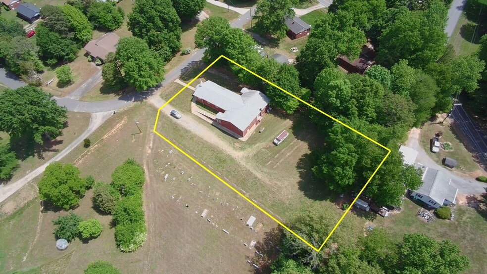 More Photos Of 1205 Masonic Dr, Shelby Religious Facility For Sale