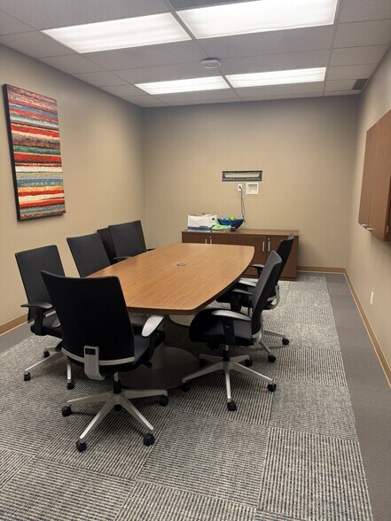 More Photos Of 2709 McGraw Dr, Bloomington Office Residential For Sale