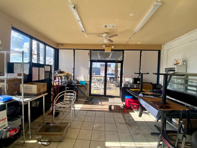 More Photos Of 6199 39th St, Groves Office For Sale