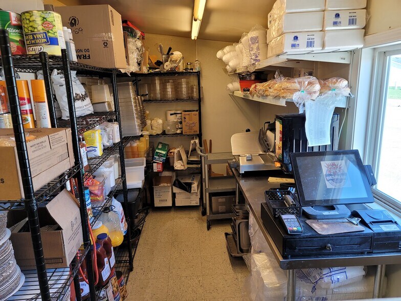 More Photos Of 739 W Main St, Deshler Bowling Alley For Sale