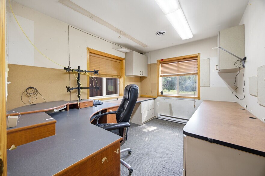 More Photos Of 9765 261st Ave NW, Zimmerman Flex For Sale