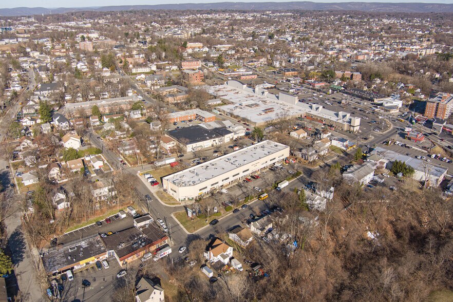 More Photos Of 310 Roosevelt Ave, Spring Valley Freestanding For Lease