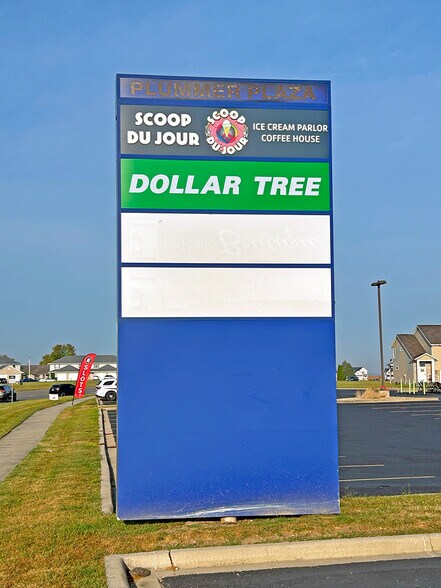 More Photos Of 75 W Plummer Blvd, Chatham General Retail For Lease