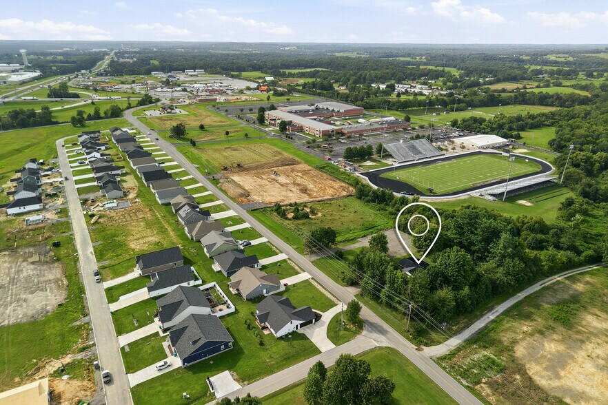 More Photos Of 2650 Cook Rd, Crossville Office For Sale