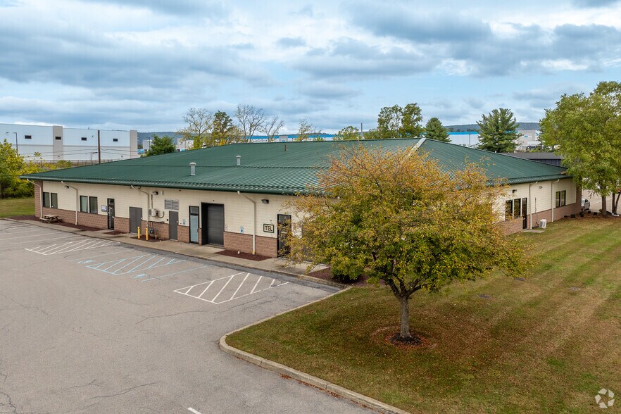 Primary Photo Of 20 Corporate Park Dr, Hopewell Junction Office For Lease