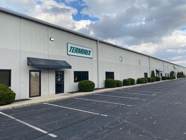 More Photos Of 3455 Centerpoint Dr, Grove City Warehouse For Sale