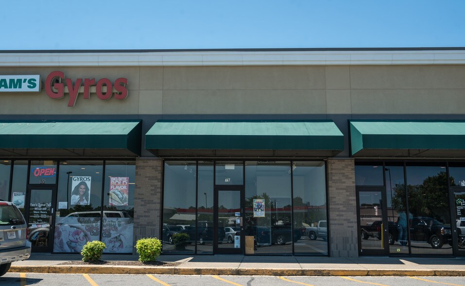 More Photos Of 74-122 Dover Crossing Rd, Clarksville Unknown For Lease