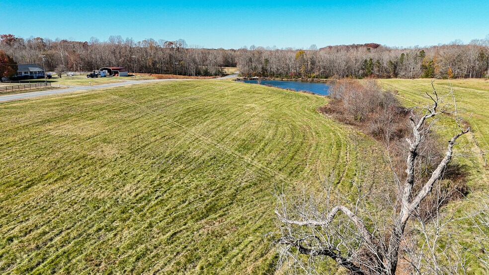 More Photos Of 6605 Phillippi Rd, Liberty Land For Sale