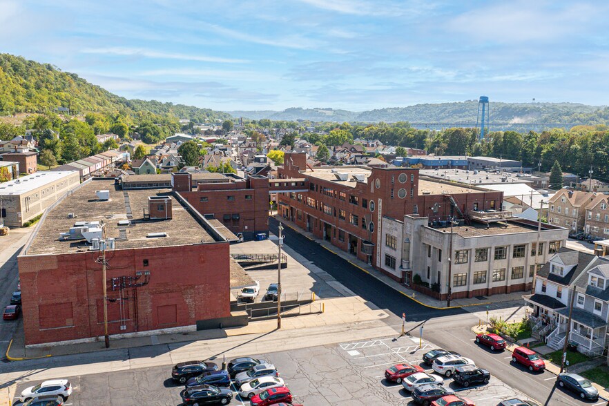 Primary Photo Of 1601 Marys Ave, Sharpsburg Office For Lease