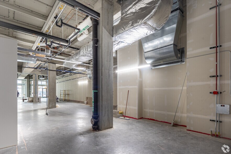More Photos Of 6418 N Sheridan Rd, Chicago Apartments For Lease