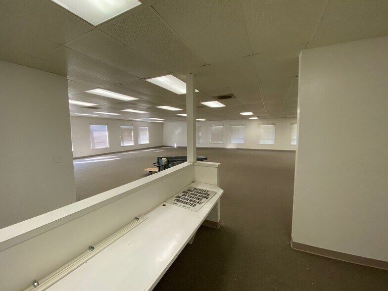 More Photos Of 6702 Inglewood Ave, Stockton Office For Lease