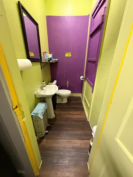 More Photos Of 2 Washington Rd, Westminster Restaurant For Sale