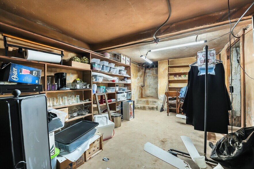 More Photos Of 100 W 4th St, Hobart Restaurant For Sale