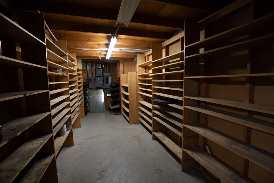 More Photos Of 1924 North Ave W, Missoula Warehouse For Sale