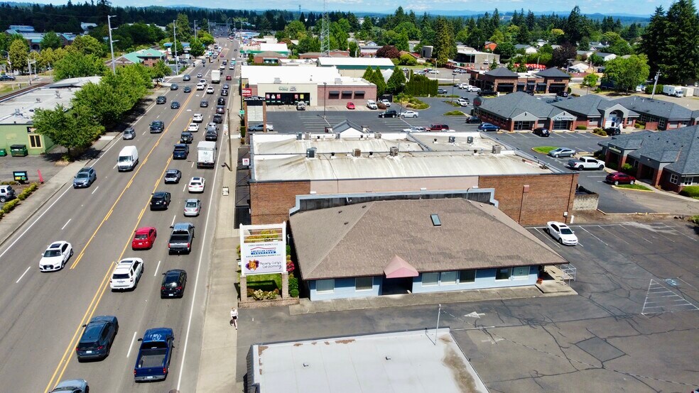 More Photos Of 255 SW 1st Ave, Canby Loft Creative Space For Sale