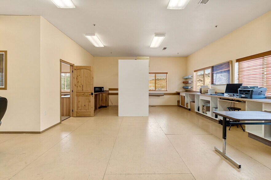 More Photos Of 4219 N Old US Highway 91, Cedar City Warehouse For Sale