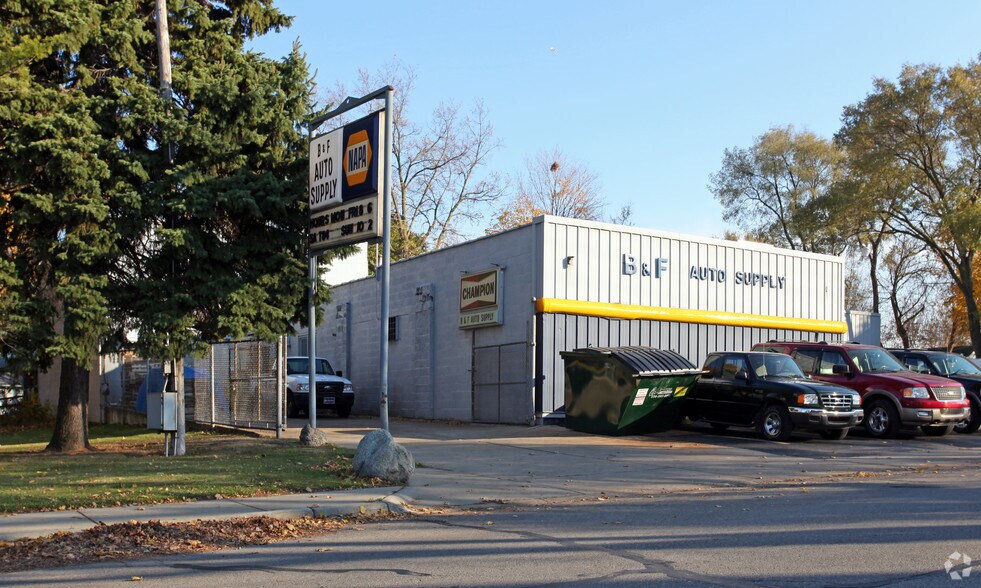 More Photos Of 1100 Starkweather St, Plymouth Freestanding For Lease