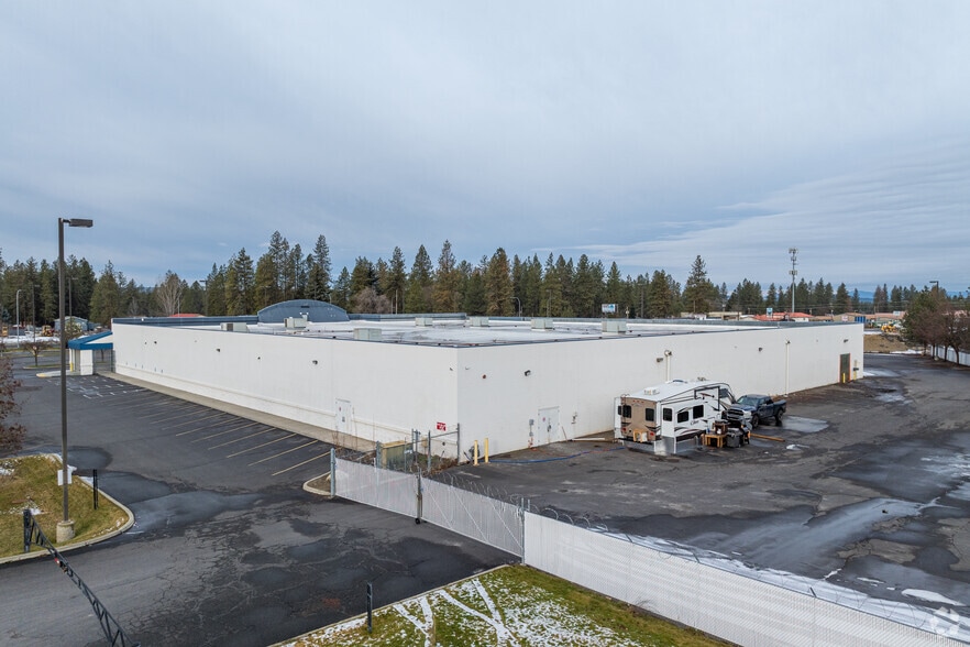 More Photos Of 15228 N Newport Hwy, Mead Freestanding For Lease