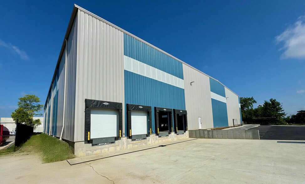 Primary Photo Of 2130 Dividend Dr, Columbus Warehouse For Lease