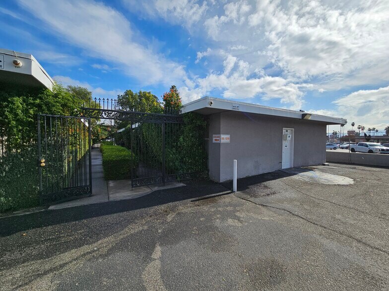 More Photos Of 1376 N Waterman Ave, San Bernardino Medical For Lease