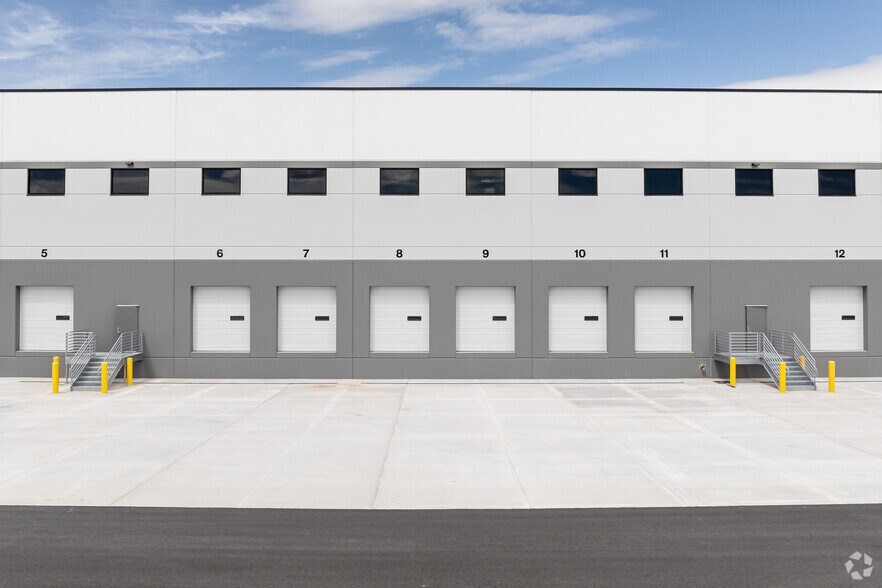More Photos Of 821 N 6550 W, Salt Lake City Distribution For Lease