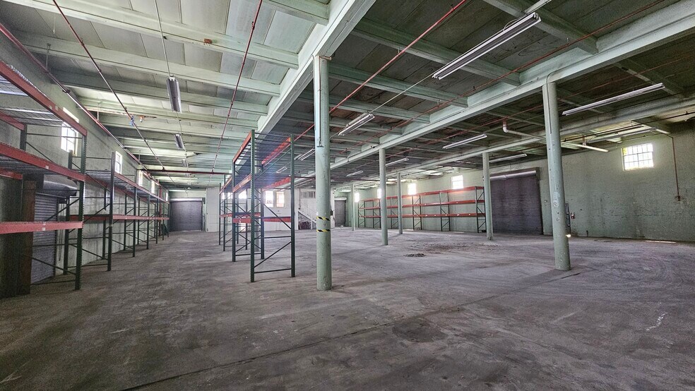 More Photos Of 375 NE 72nd Ter, Miami Warehouse For Lease