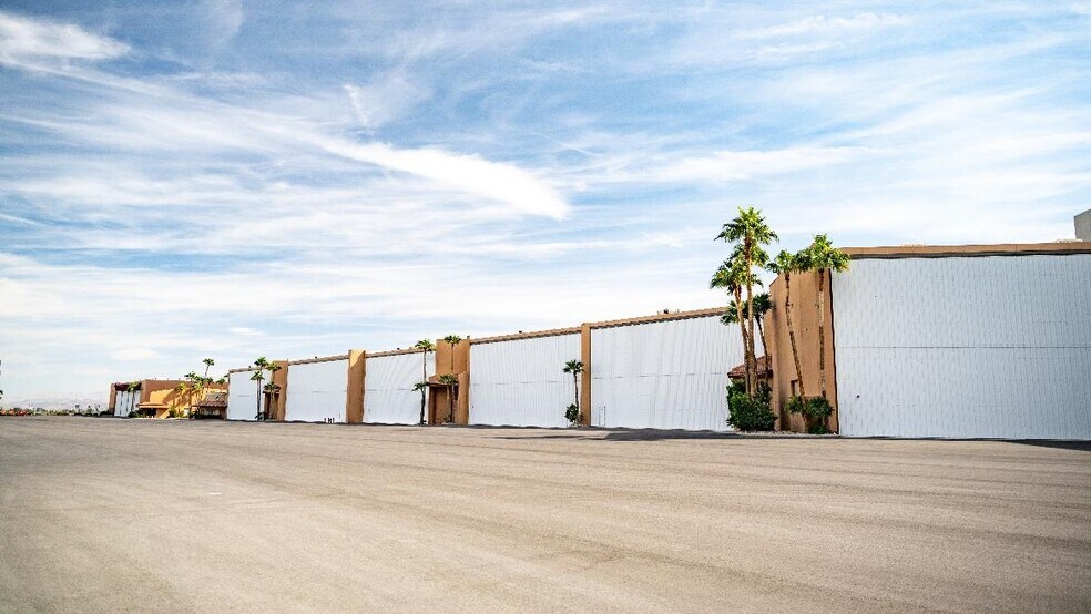More Photos Of 155 E Reno Ave, Las Vegas Airplane Hangar For Lease