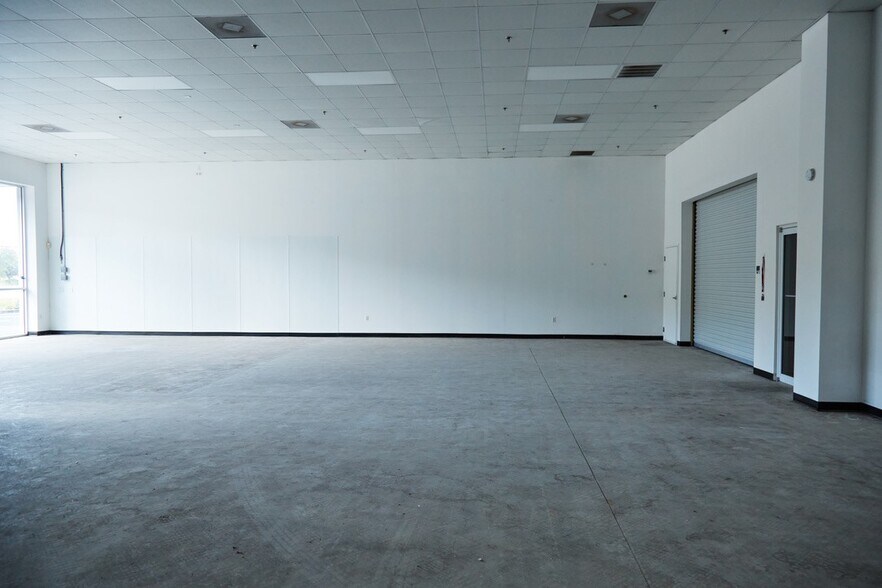 More Photos Of 11041 State Road 54, Odessa Storefront For Lease