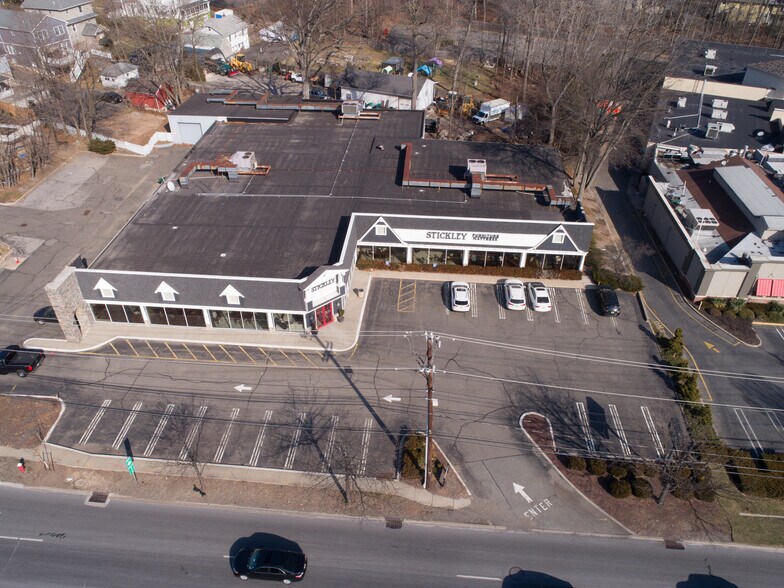 More Photos Of 55 E Route 4, Paramus Freestanding For Lease