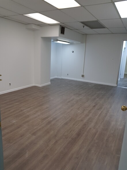 More Photos Of 206-212 Canal St, New York Office Residential For Sale