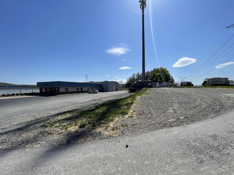 More Photos Of 57 Construction Ln, Fishersville Industrial For Lease