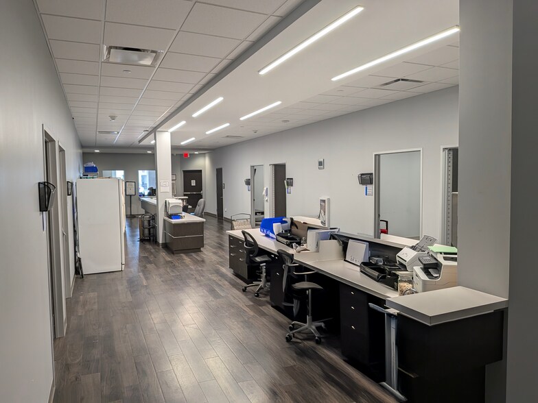 More Photos Of 2306 Rayford Rd, Spring Medical For Lease