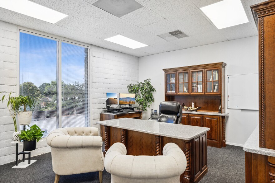 More Photos Of 5353 Wyoming, Albuquerque Office For Lease