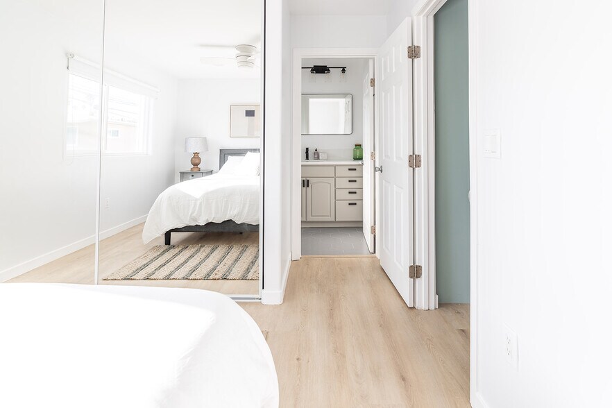 More Photos Of 4851-4855 Narragansett Ave, San Diego Apartments For Sale