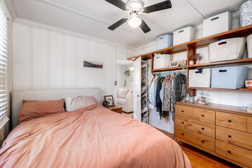 More Photos Of 4918 Del Monte Ave, San Diego Multifamily For Sale