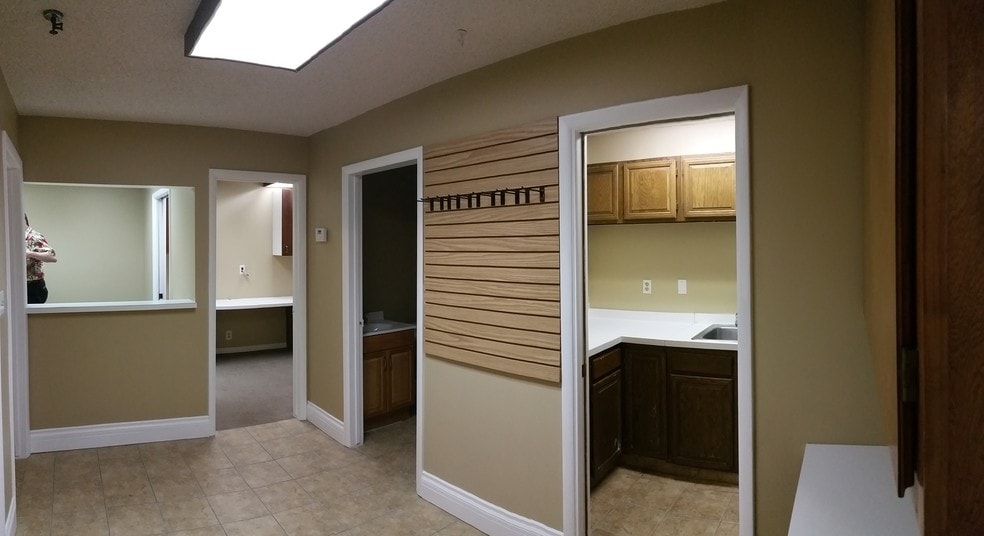 More Photos Of 880 E 9400 S, Sandy Medical For Lease