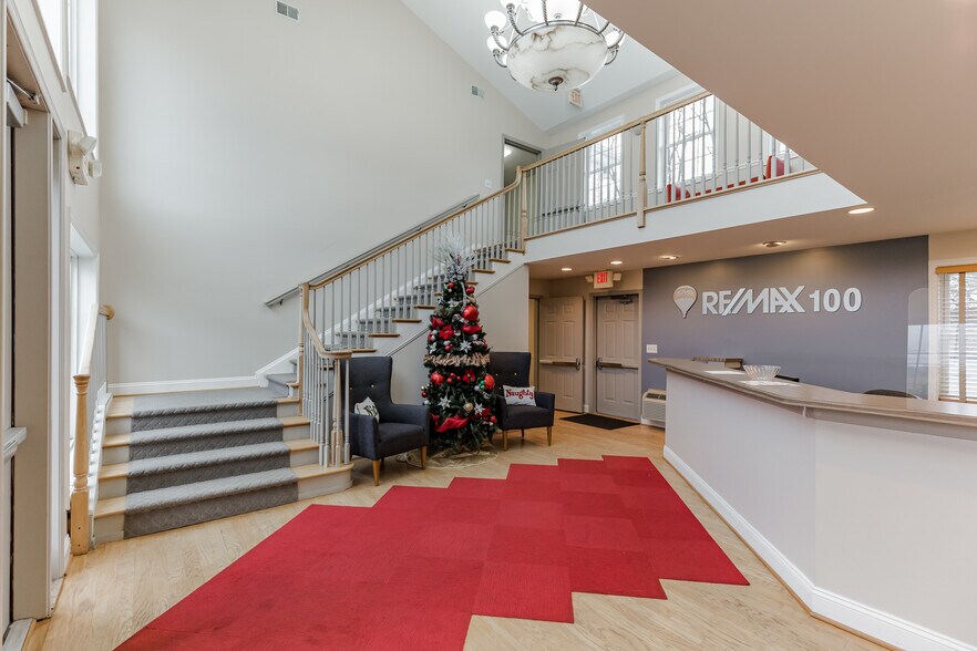 More Photos Of 10425 Southern Maryland Blvd, Dunkirk Medical For Lease